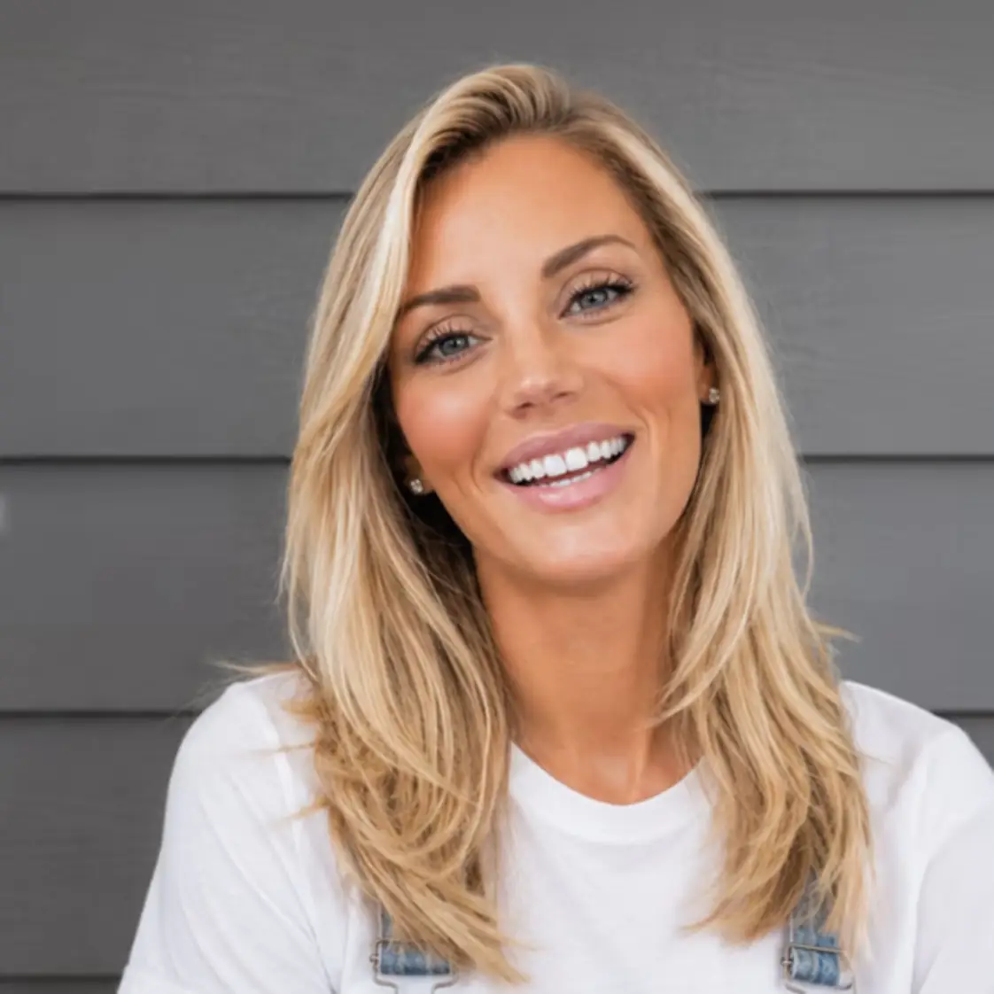 Ashley Renzi, Vice President of Growth & Strategy at Marathon Restorations