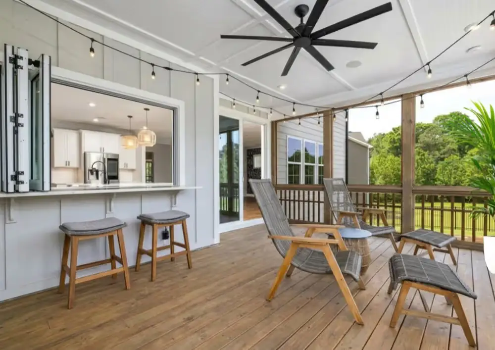 Fancy2-Covered-Deck-Ceiling-Fan-String-Lights
