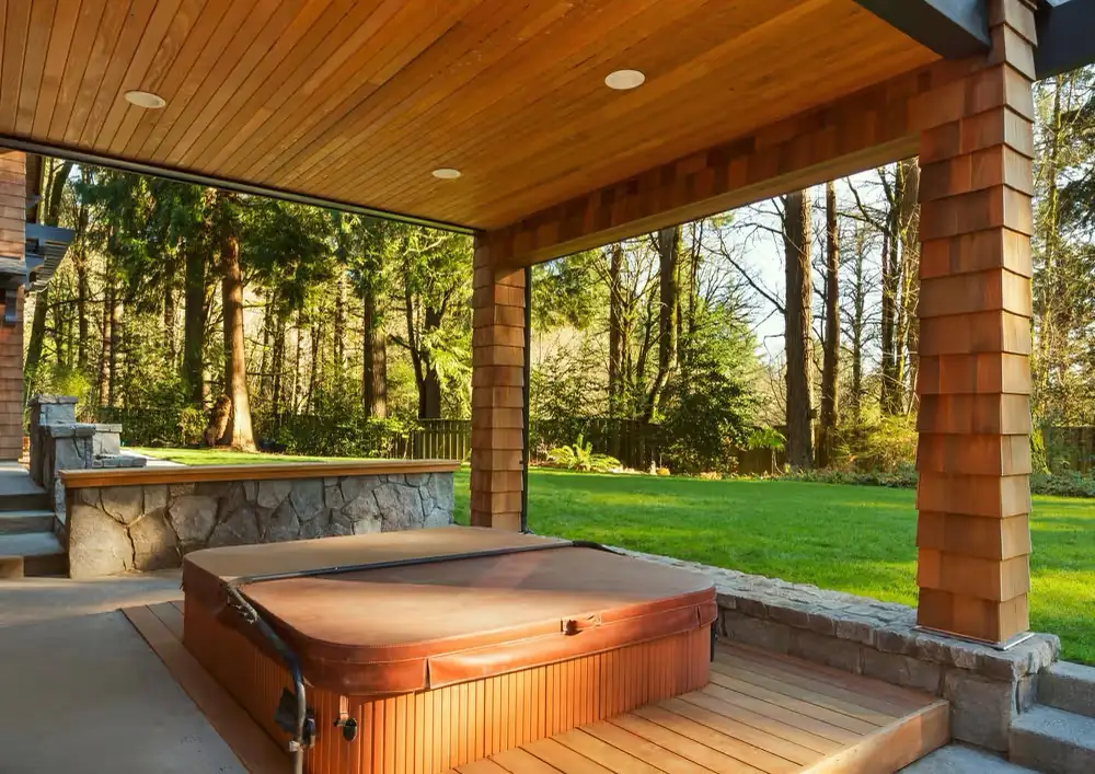 Fancy6-Covered-Patio-With-Hot-Tub